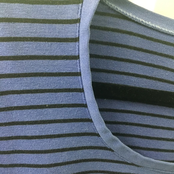 🔴 Carolyn Taylor top plus size t shirt blue and black striped short sleeves - Picture 3 of 3